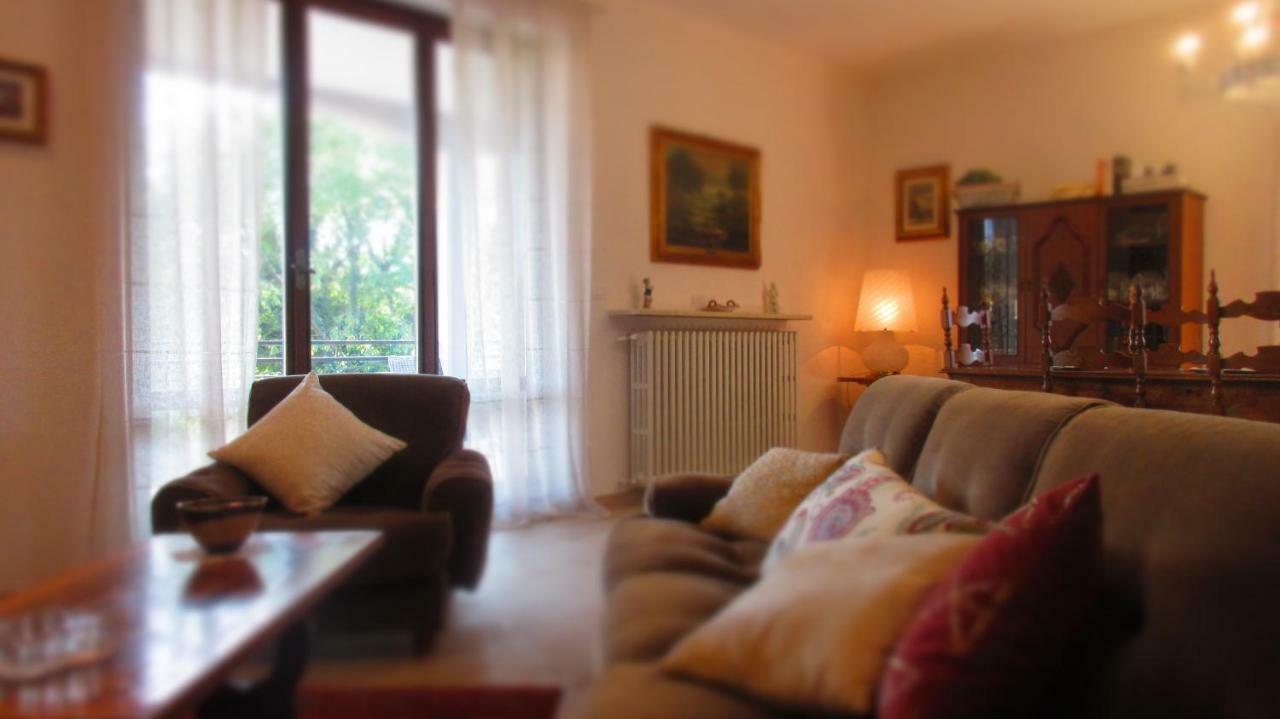 Le Bricolle Villa Viggiu ภายนอก รูปภาพ